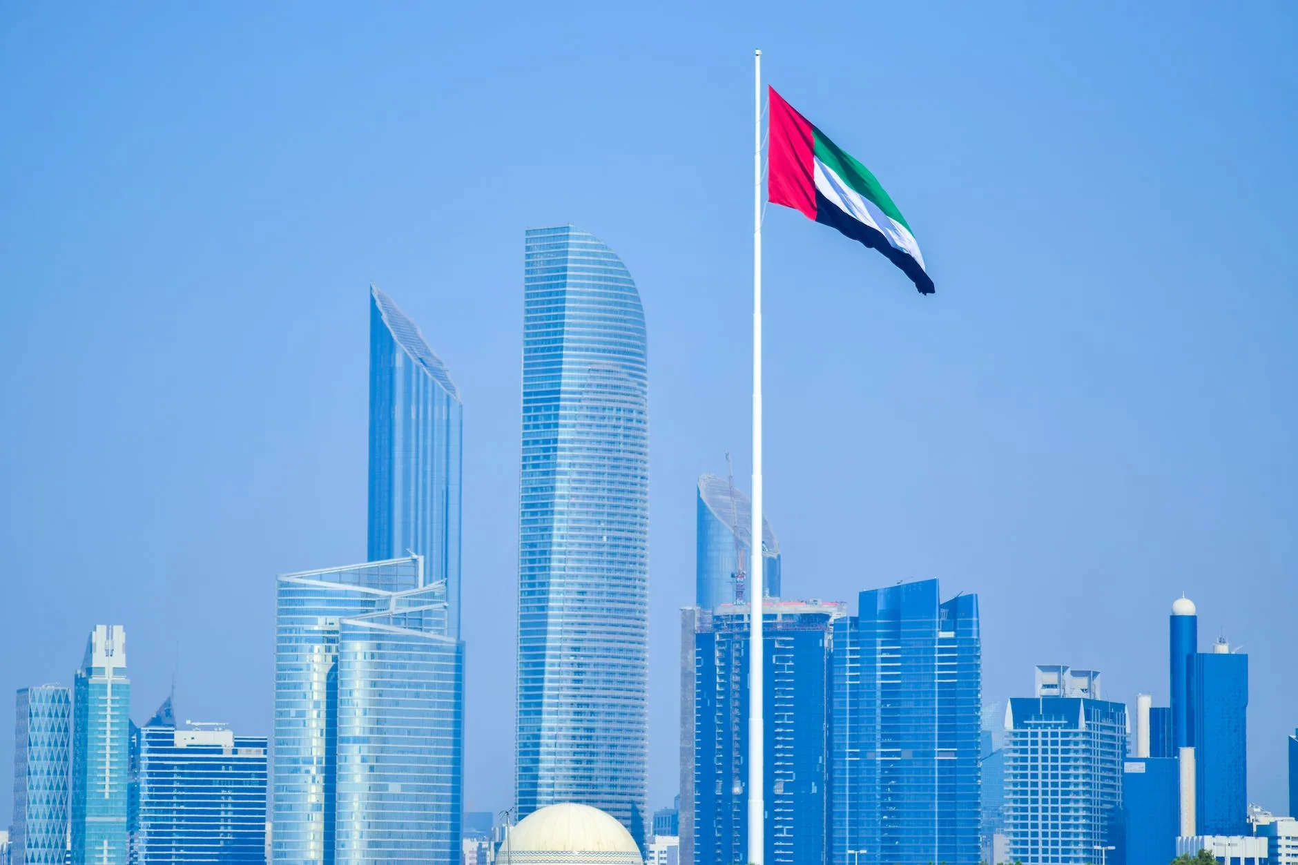 the flag of the united arab emirates